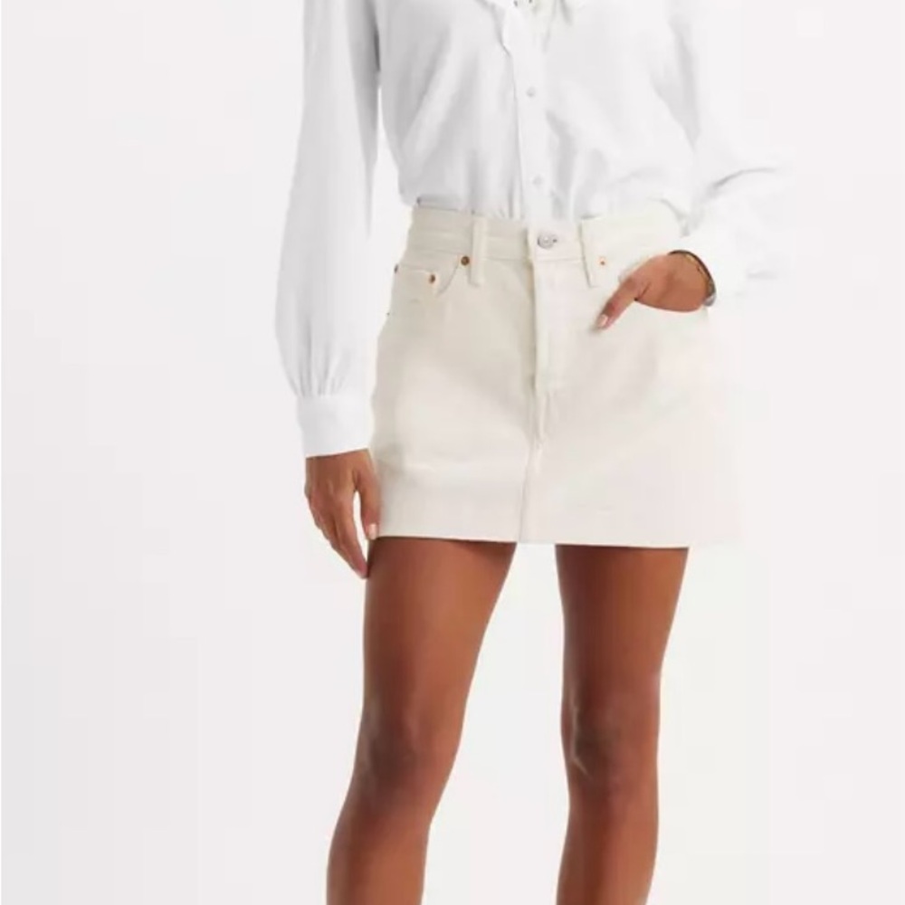 Levi's high waisted denim Women's Skirt- white